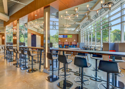 Warren Corporate Center - Hill Amenity Center Cafe